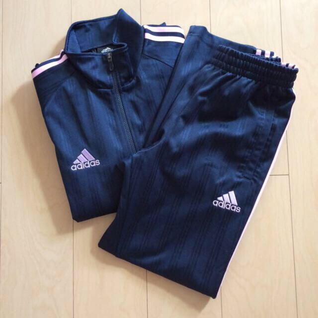 adidas(アディダス)のアディダス ジャージ 上下セット レディースのレディース その他(セット/コーデ)の商品写真