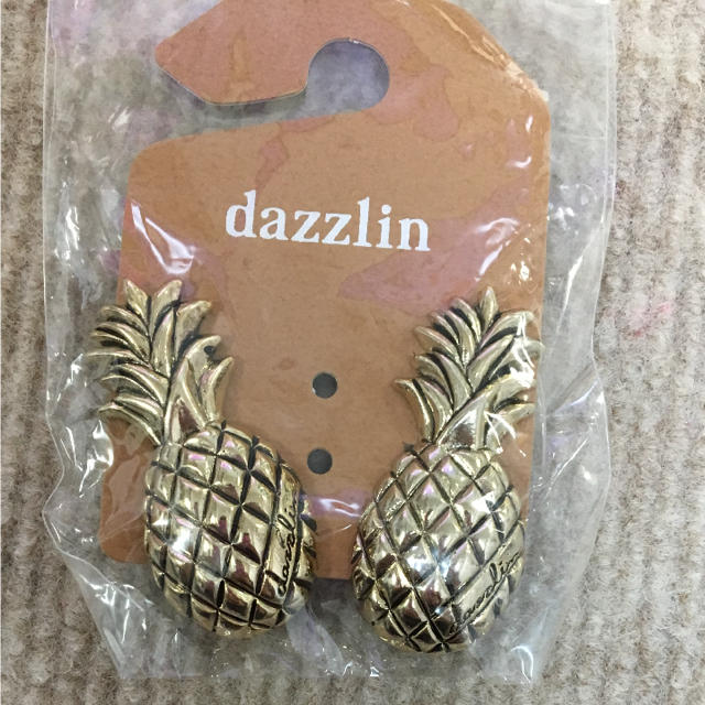 dazzlin(ダズリン)のダズリン dazzlin イヤリング レディースのアクセサリー(イヤリング)の商品写真