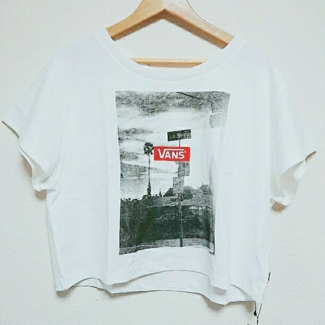 VANS(ヴァンズ)の専用＊新品＊コラボレーション VANS × カスタネ 半袖 ロゴ プリント レディースのトップス(Tシャツ(半袖/袖なし))の商品写真