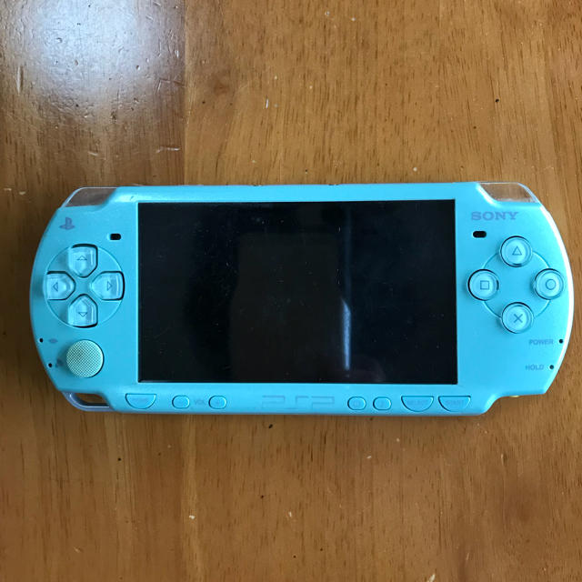 PlayStation Portable(プレイステーションポータブル)のkwata640様専用！ゴールデンウィーク中！PSP-2000 エンタメ/ホビーのゲームソフト/ゲーム機本体(携帯用ゲーム機本体)の商品写真