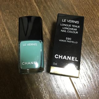 シャネル(CHANEL)のCHANELネイル 590 限定カラー(マニキュア)