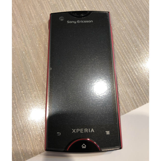 SO-03C 新品 ドコモ スマホ/家電/カメラのスマートフォン/携帯電話(スマートフォン本体)の商品写真