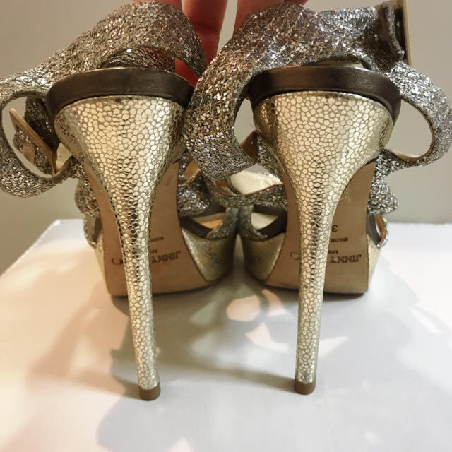 JIMMY CHOO(ジミーチュウ)のジミーチュウ♡シルバーグリッター ストラップ サンダル♡ レディースの靴/シューズ(サンダル)の商品写真