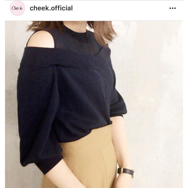 Cheek by archives(チークバイアルシーヴ)のcheek シースルーオフショルダーニット レディースのトップス(ニット/セーター)の商品写真