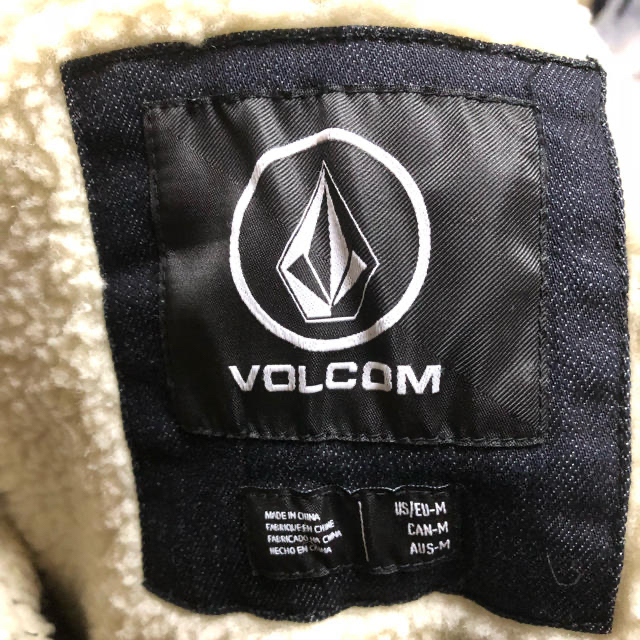 volcom(ボルコム)のVOLCOM ボアジャケット 値下げ可能 メンズのジャケット/アウター(Gジャン/デニムジャケット)の商品写真