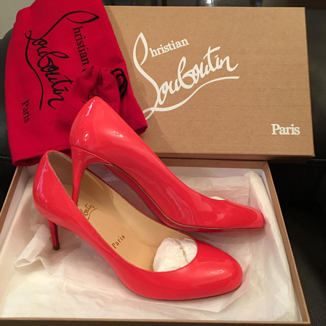 Christian Louboutin(クリスチャンルブタン)の最終値下げしました！新品未使用クリスチャンルブタン★パンプス レディースの靴/シューズ(ハイヒール/パンプス)の商品写真