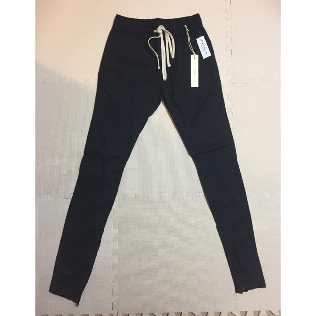 ブランド FEAR トラウザーパンツ 黒 S サイズの通販 by biger than xxx|フィアオブゴッドならラクマ OF GOD - FOG essentials trouser ℨフィオオブ