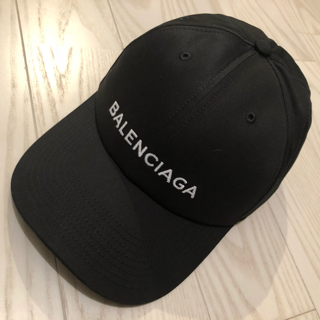 【完売品】BALENCIAGA ロゴ cap 入手困難 黒