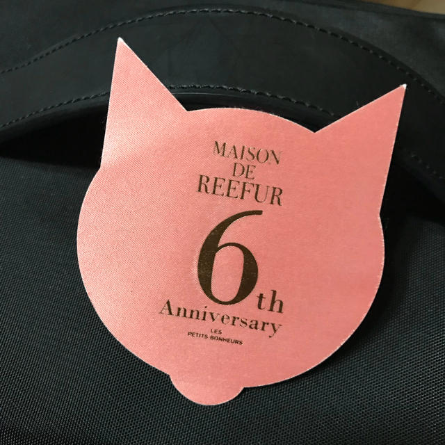 Maison de Reefur(メゾンドリーファー)のMAISON DE REEFUR代官山店6周年記念猫型ステッカー レディースのレディース その他(その他)の商品写真