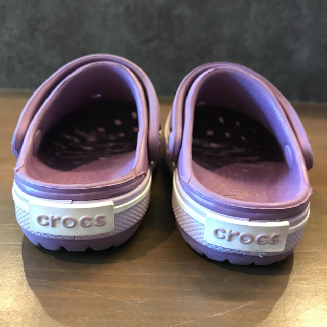 crocs(クロックス)の値下げ！クロックス キッズ  4c5 約13センチ パープル キッズ/ベビー/マタニティのベビー靴/シューズ(~14cm)(サンダル)の商品写真