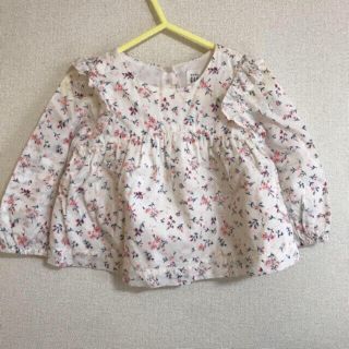 ベビーギャップ(babyGAP)の専用 80cm 花柄ブラウス レース襟ロンT(シャツ/カットソー)