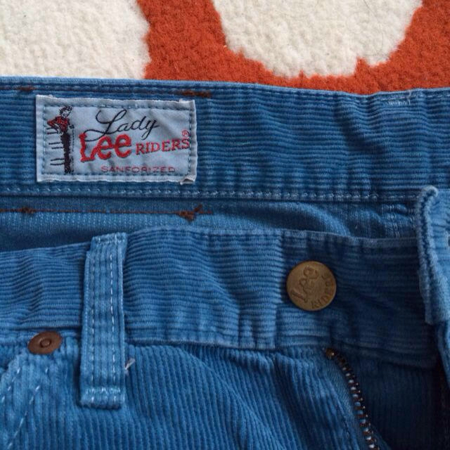 Lee(リー)のリーのコーデュロイスカート レディースのスカート(ミニスカート)の商品写真