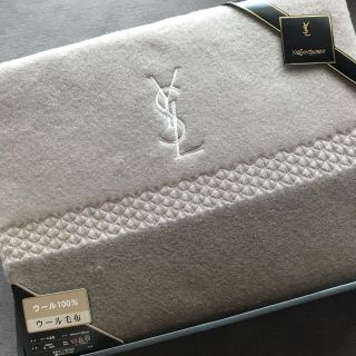 Yves Saint Laurent Beaute(毛布)のフリマアイテム一覧 Yves Saint Laurent Beaute(毛布)のフリマアイテム一覧