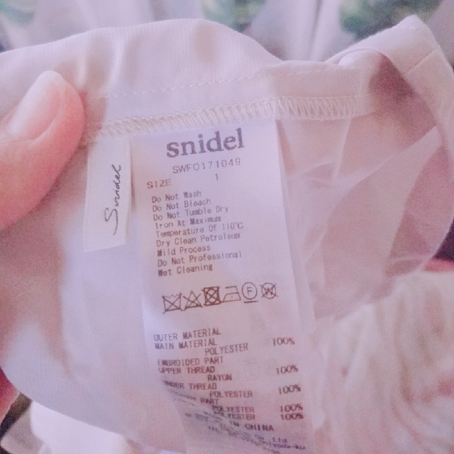 SNIDEL(スナイデル)のsnidel❣刺繍ワンピース レディースのワンピース(ひざ丈ワンピース)の商品写真