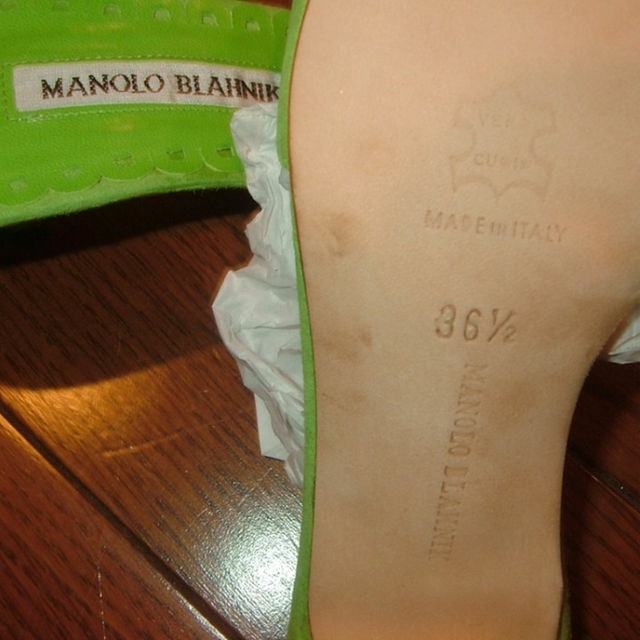 MANOLO BLAHNIK(マノロブラニク)のマノロブラニク Manolo Blahnik サンダル ミュール トング 未使用 レディースの靴/シューズ(サンダル)の商品写真