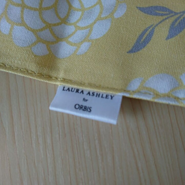 LAURA ASHLEY(ローラアシュレイ)の日毬様専用 LAURA ASHLEY for ORBISティッシュボックスカバー インテリア/住まい/日用品のインテリア小物(その他)の商品写真