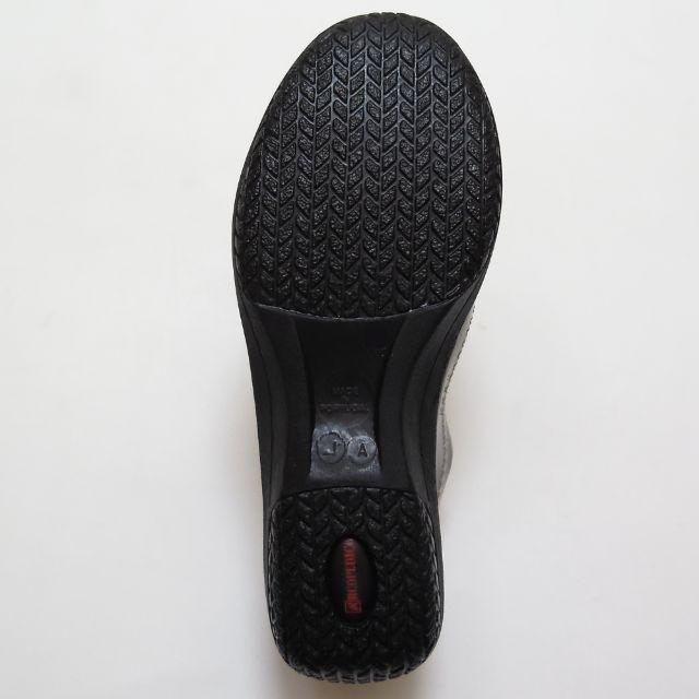 ARCOPEDICO(アルコペディコ)の【新品】 アルコペディコ　エナメルバレリーナ グレー 38 レディースの靴/シューズ(バレエシューズ)の商品写真