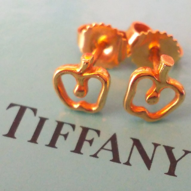 Tiffany&Co アップルピアス 750