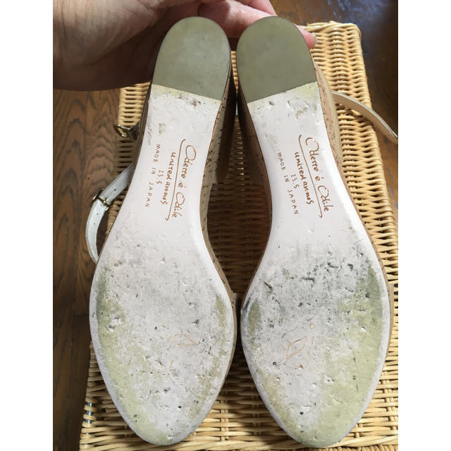 Odette e Odile(オデットエオディール)のオデットエオディール サンダル エナメルベージュ レディースの靴/シューズ(サンダル)の商品写真