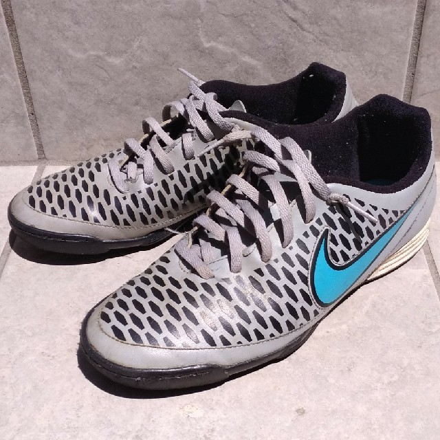 Nike Nike トレーニングシューズ マジスタ 26センチ 中古の通販 By Yukky777 S Shop ナイキならラクマ Nike Nike トレーニングシューズ マジスタ 26センチ 中古の通販 By Yukky777 S Shop ナイキならラクマ