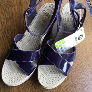 クロックス(crocs)の新品  クロックス ヒール  ウェッジソール  サンダル(サンダル)