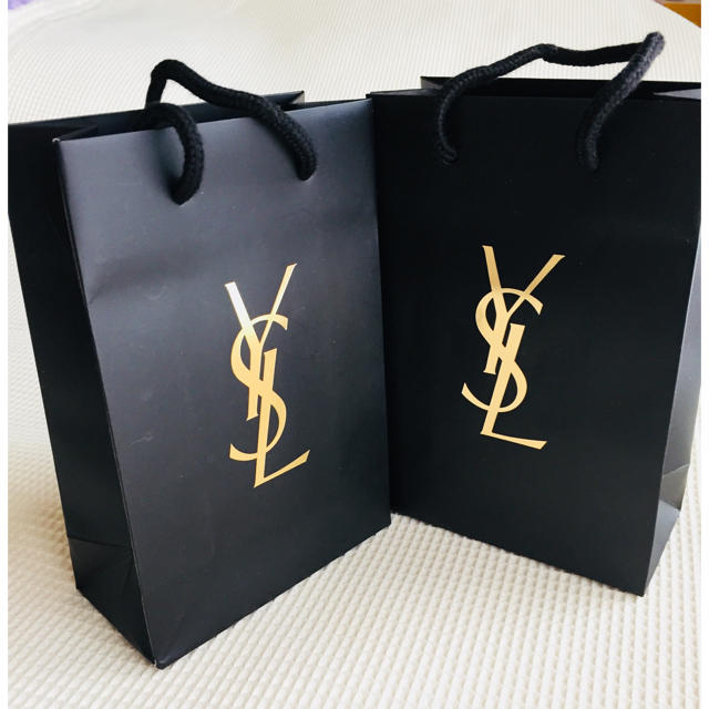Yves Saint Laurent Beaute(イヴサンローランボーテ)のイブサンローラン  紙袋2枚セット レディースのバッグ(ショップ袋)の商品写真