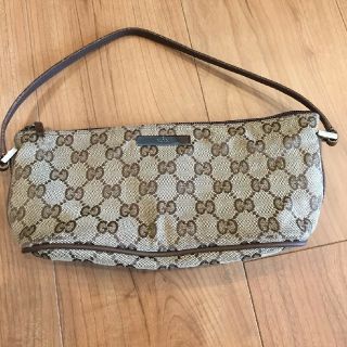 グッチ(Gucci)のGUCCIポーチ　(ポーチ)