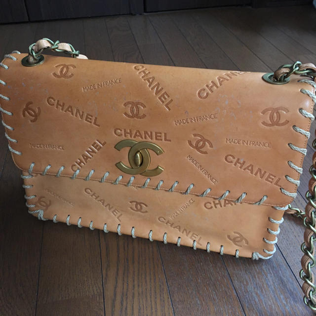 CHANELショルダーバック