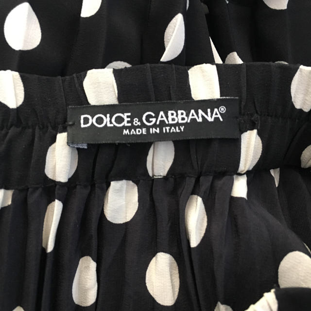 DOLCE&GABBANA(ドルチェアンドガッバーナ)のドルチェアンドガッバーナ ドットプリーツスカート 40 レディースのスカート(ひざ丈スカート)の商品写真