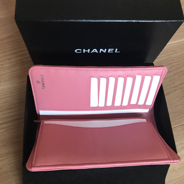 CHANEL(シャネル)のsayukinoneko様専用☆新品☆シャネル☆マトラッセ☆ウォレット☆正規品 レディースのファッション小物(財布)の商品写真