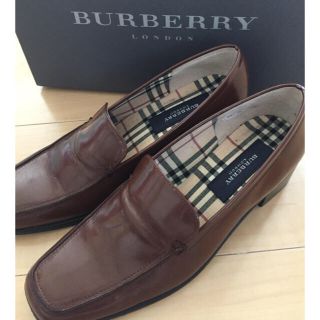 バーバリー(BURBERRY)のバーバリー 靴 ローファー 本革(ローファー/革靴)