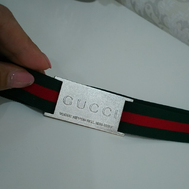 Gucci(グッチ)のグッチ  VOGUE  バンド エンタメ/ホビーのエンタメ その他(その他)の商品写真