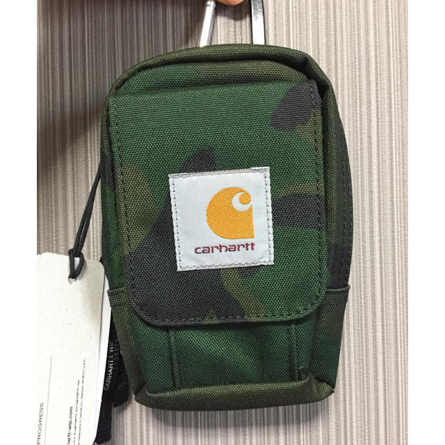 carhartt(カーハート)のcarharttスモールバッグ メンズのバッグ(その他)の商品写真