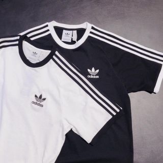 アディダス(adidas)のアディダスオリジナルス tシャツ(Tシャツ/カットソー(半袖/袖なし))