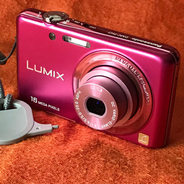 LUMIX DMC-FH7  1600画素タッチセンサー式 美品