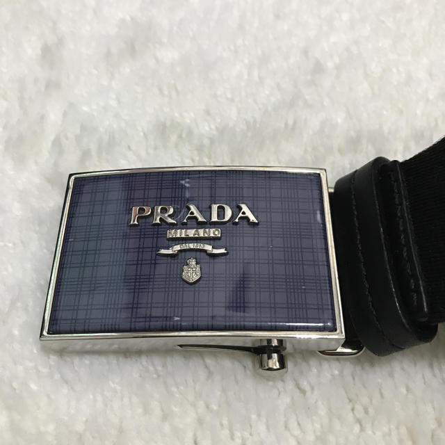 PRADA(プラダ)のプラダベルト バックル 送料込み メンズのファッション小物(ベルト)の商品写真