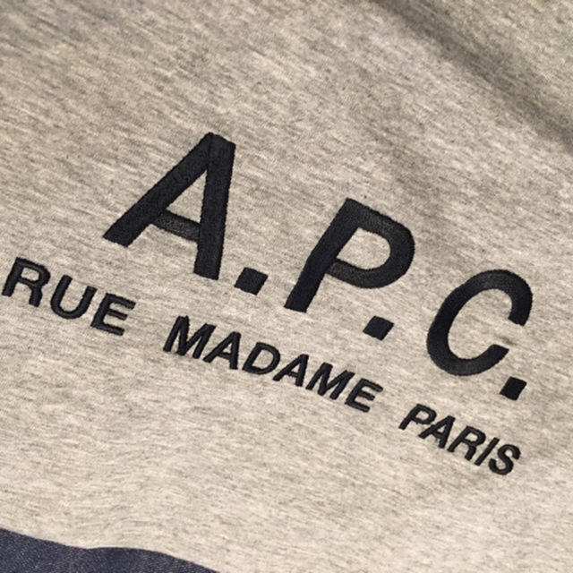 A.P.C(アーペーセー)のa.p.c tシャツ 希少★ レディースのトップス(Tシャツ(半袖/袖なし))の商品写真