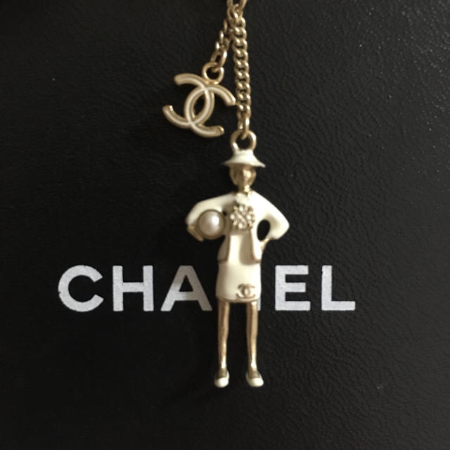 CHANEL - CHANEL ココ・シャネルデザインのネックレスの通販 by えす's ...