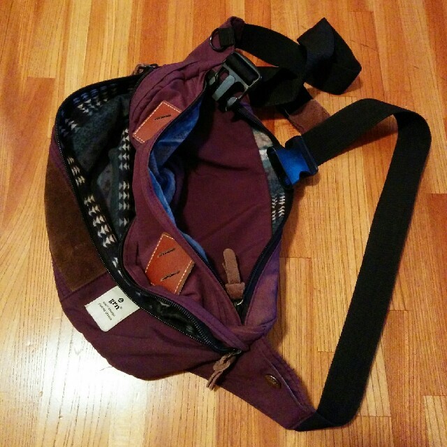 grn(ジーアールエヌ)のgrn ショルダーバッグ メンズのバッグ(ショルダーバッグ)の商品写真