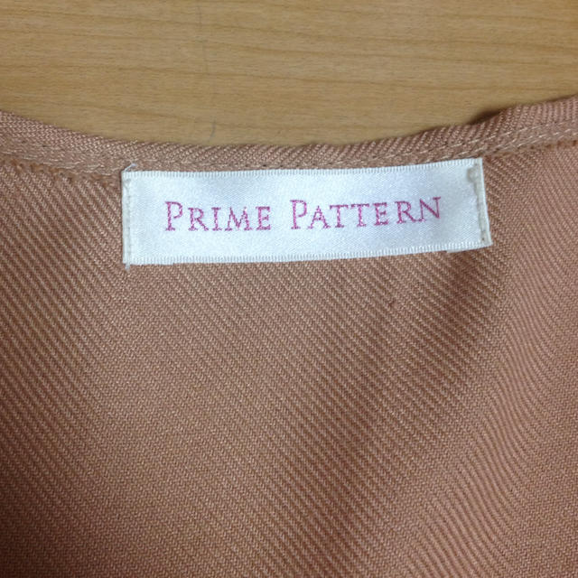 PRIME PATTERN(プライムパターン)のPRIME PATTERN  ワンピース レディースのワンピース(ひざ丈ワンピース)の商品写真