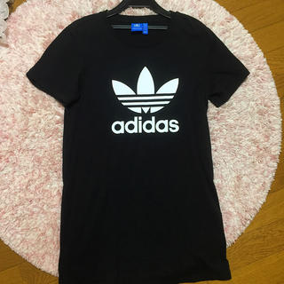 アディダス(adidas)のadidas ロング丈Tシャツ(Tシャツ(半袖/袖なし))