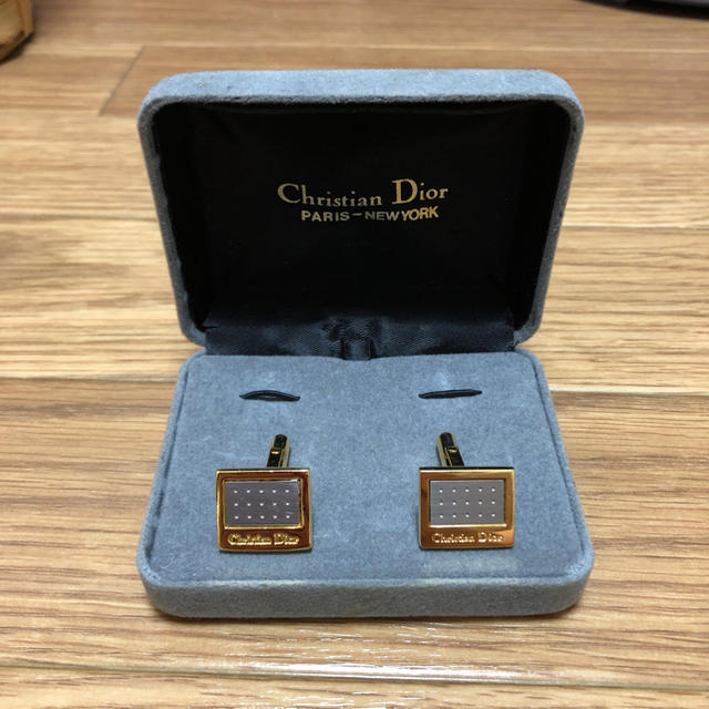 Christian Dior(クリスチャンディオール)のカフスボタン クリスチャンディオール メンズのファッション小物(カフリンクス)の商品写真