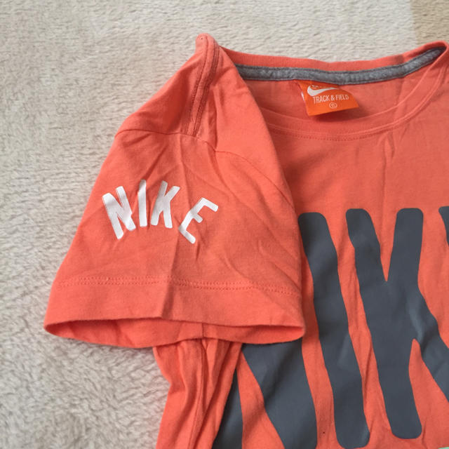 NIKE(ナイキ)のナイキ Ｔシャツ 2点セット レディースのトップス(Tシャツ(半袖/袖なし))の商品写真