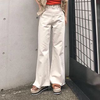 スライ(SLY)のSLY 新品 REYES HR BAGGY 25 今季 バギー(デニム/ジーンズ)