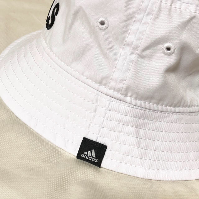 adidas(アディダス)のバケットハット レディースの帽子(キャップ)の商品写真
