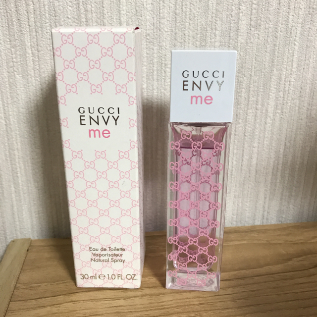 Gucci(グッチ)のENVY MEオードトワレ30ml（GUCCI） コスメ/美容の香水(香水(女性用))の商品写真