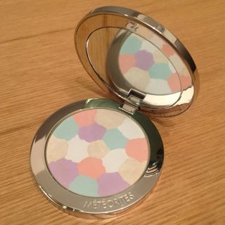 ゲラン(GUERLAIN)のゲラン フェイスパウダー/Guerlain Meteorites Conpact(フェイスパウダー)