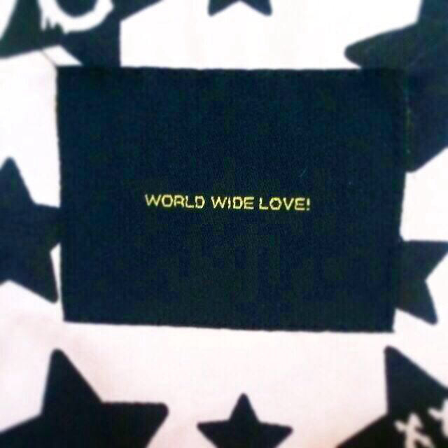 WORLD WIDE LOVE!(ワールドワイドラブ)のWWL! カラフルパーカー レディースのトップス(パーカー)の商品写真