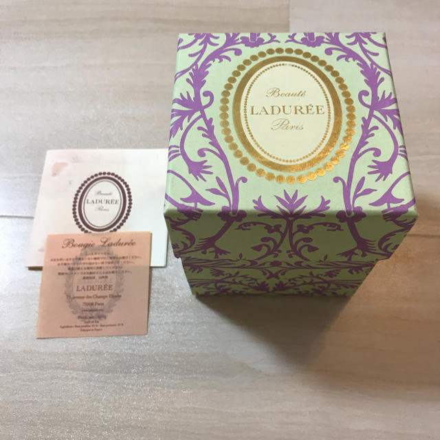 LADUREE(ラデュレ)のラデュレ LADUREE ルームキャンドル コスメ/美容のリラクゼーション(キャンドル)の商品写真