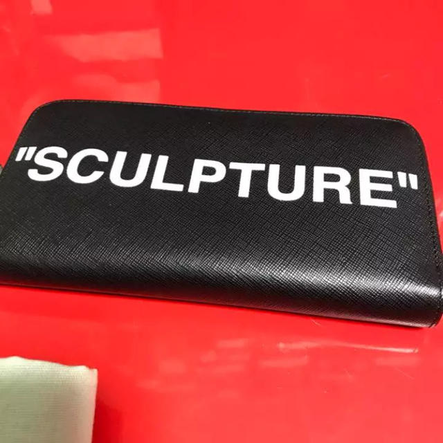 OFF-WHITE(オフホワイト)の交渉済 OFF-WHITE SCULPTURE WALLET メンズのファッション小物(長財布)の商品写真